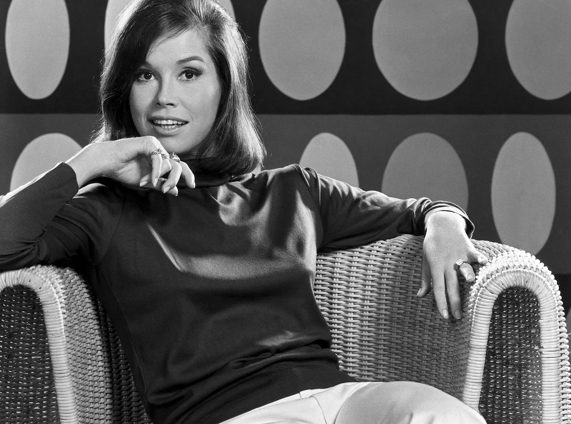 ‘Mary Tyler Moore Show’ Theme Song Performer Was 88