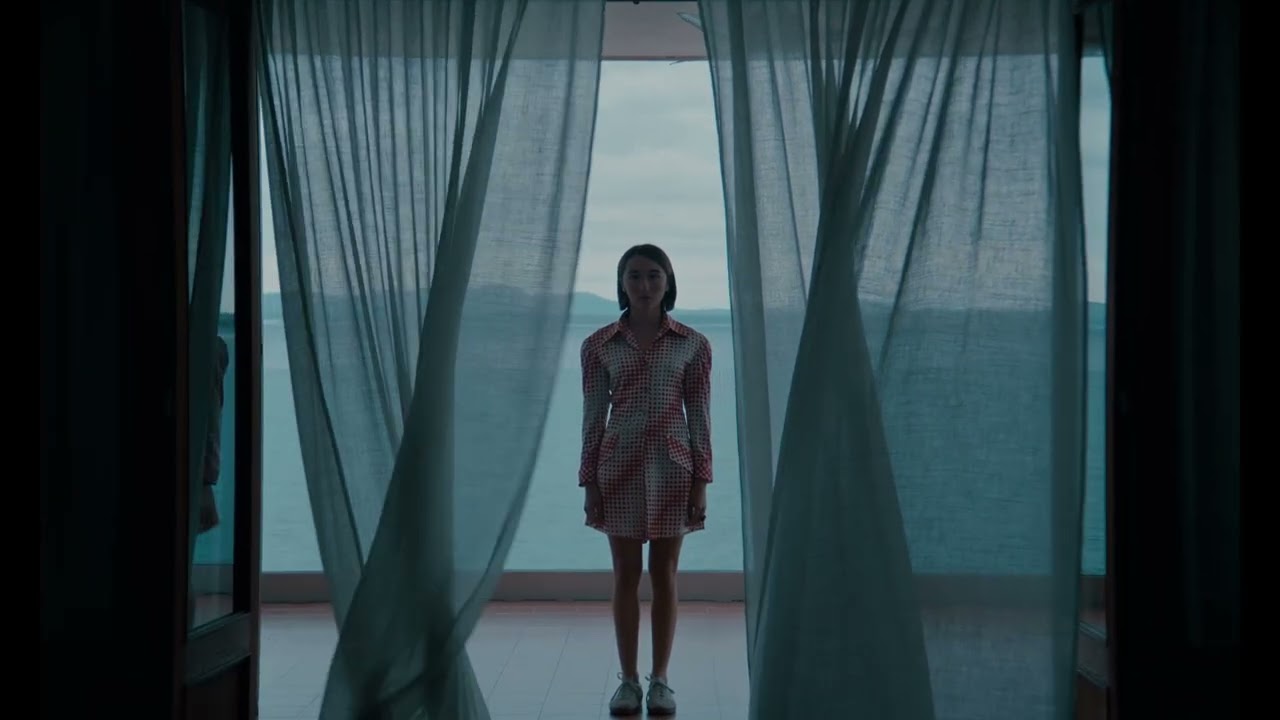 'Forastera' Explores Family Trauma On a Vacation Hit by Tragedy