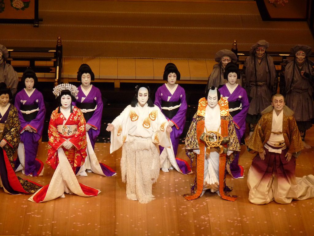 Kabuki Traditions Play Out in a Stunning Drama