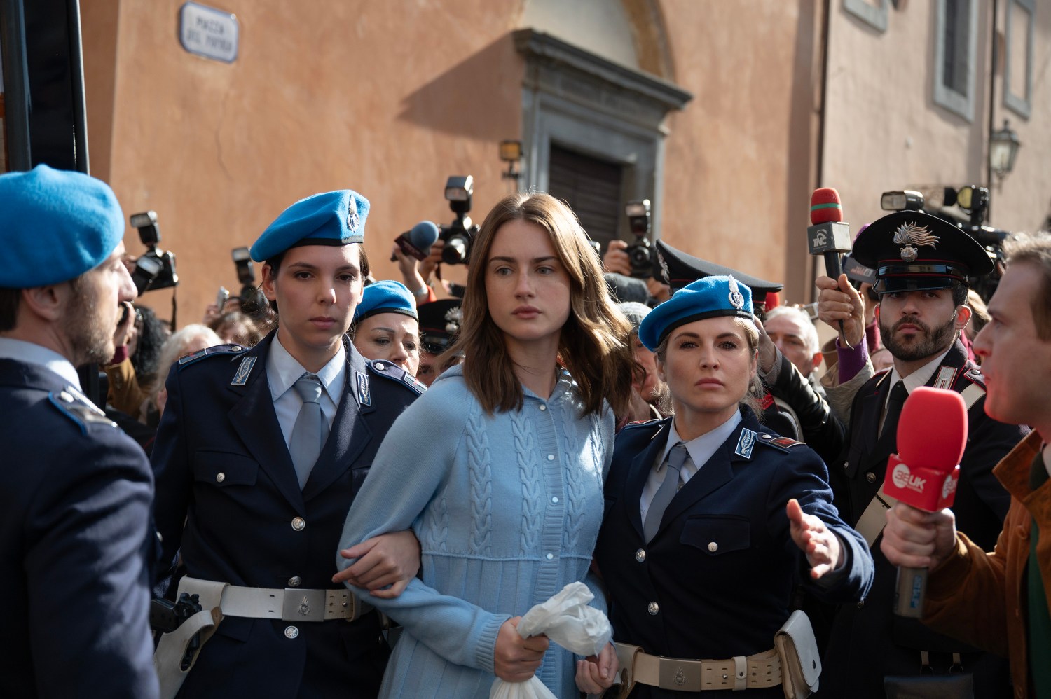 Grace Van Patten in 'The Twisted Tale of Amanda Knox' episode six.