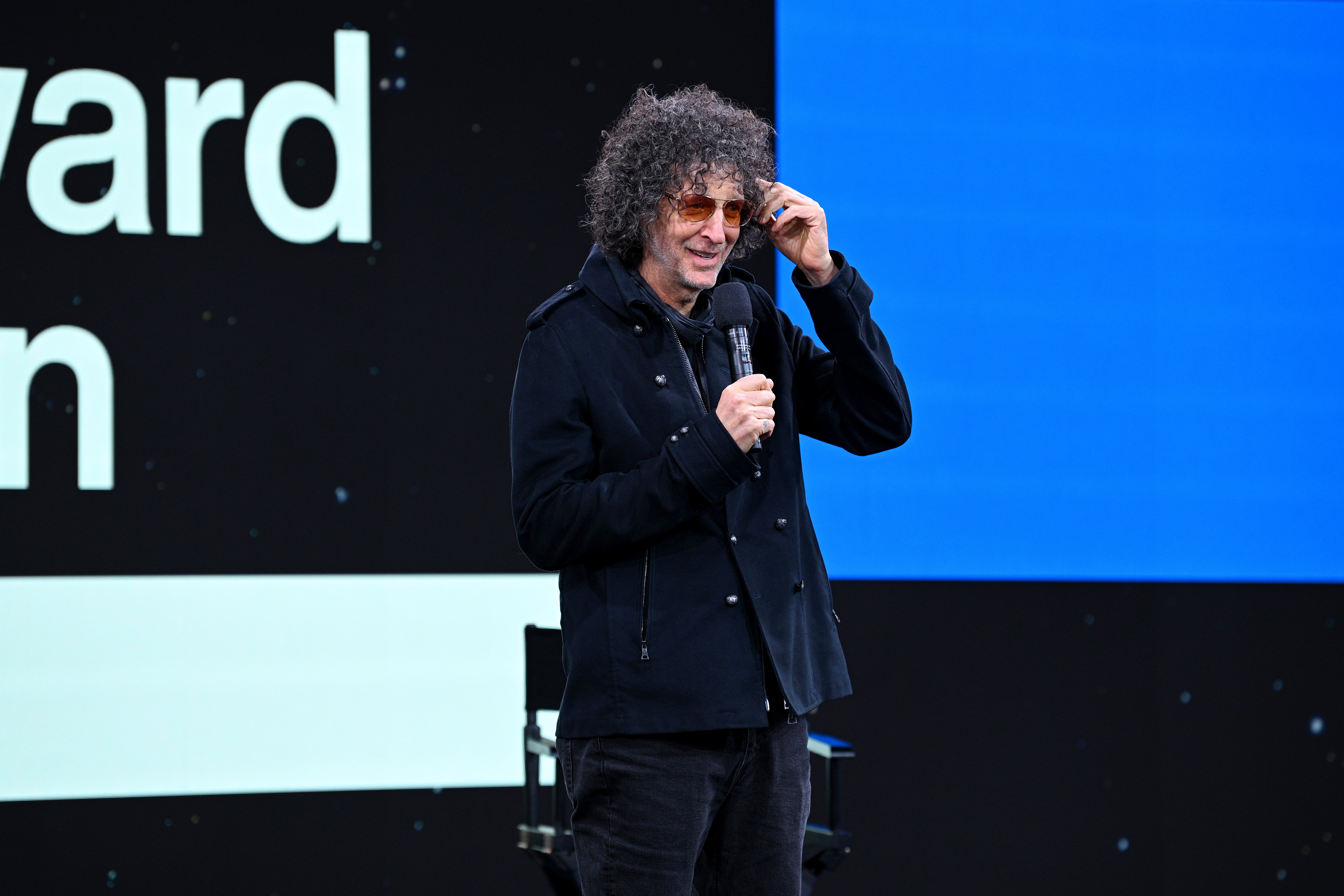 Howard Stern SiriusXM Contract Talks Continue, Wants More Stock