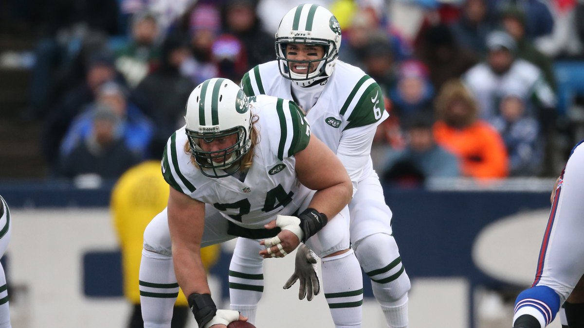 Mark Sanchez Breaks Silence, Remembers Jets Teammate Nick Mangold