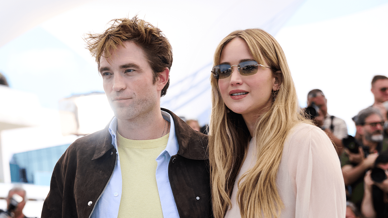 Robert-Pattinson-Jennifer-Lawrence-getty-H-2025.png