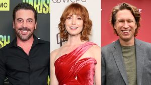 Skeet-Ulrich-Alicia-Witt-and-Pete-Holmes-Split-Getty-H-2025.jpg