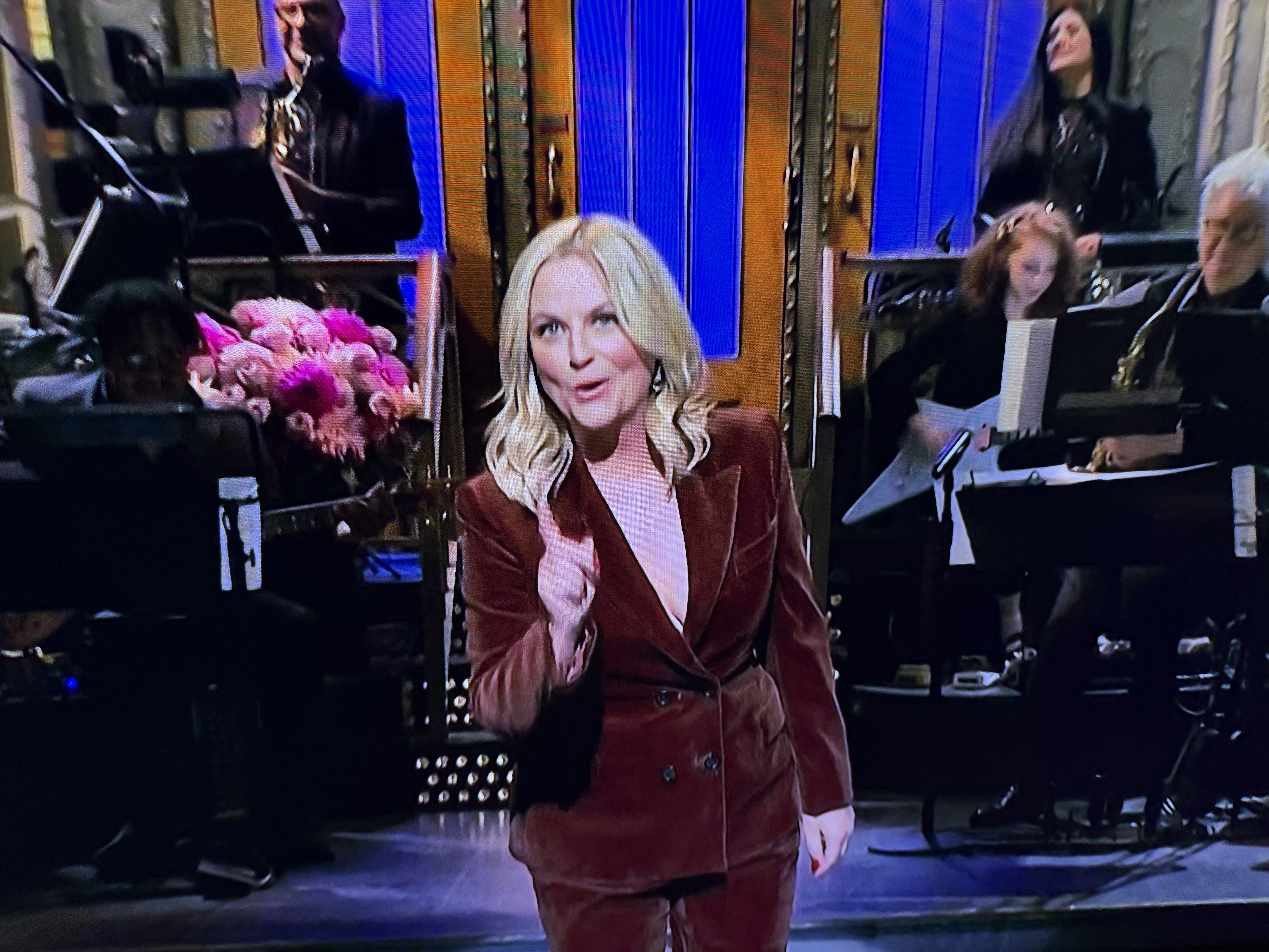 Amy Poehler Slams AI Actress Tilly Norwood on 'SNL'