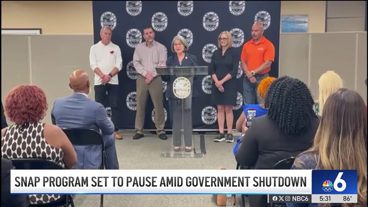 Michael Che Addresses SNAP Cutoffs Amid Government Shutdown